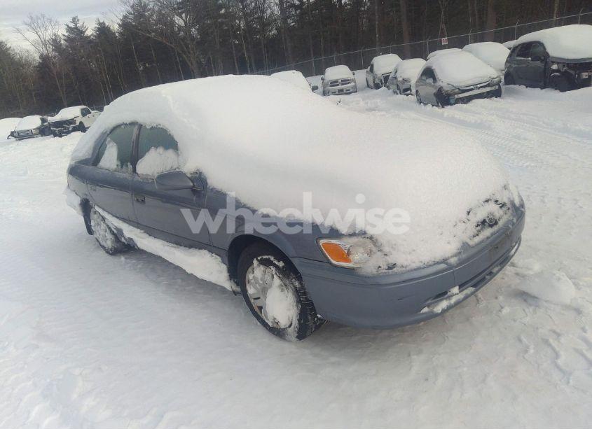 2000 Toyota Camry LE V6 (VIN 4T1BF22KXYU107090) main photo