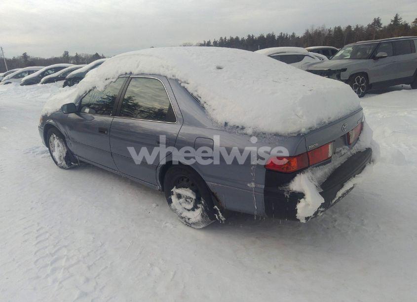 Photo 3 of 2000 Toyota Camry LE V6 (VIN 4T1BF22KXYU107090)