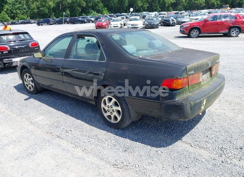 Photo 3 of 2000 Toyota Camry LE V6 (VIN 4T1BF22KXYU934393)