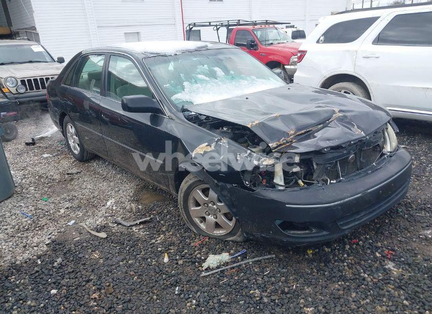 2001 Toyota Avalon XL (VIN 4T1BF28B01U177100) main photo
