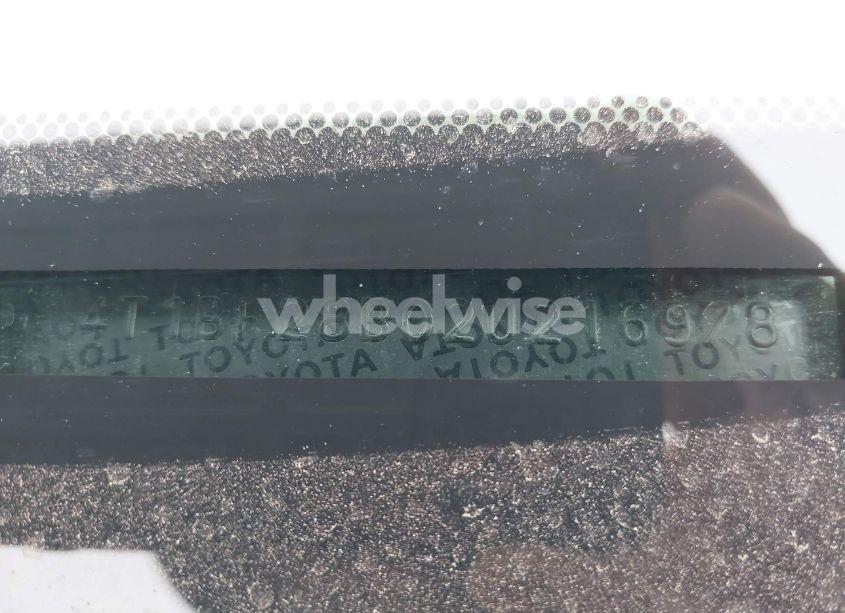 Photo 9 of 2002 Toyota Avalon XLS (VIN 4T1BF28B02U216978)