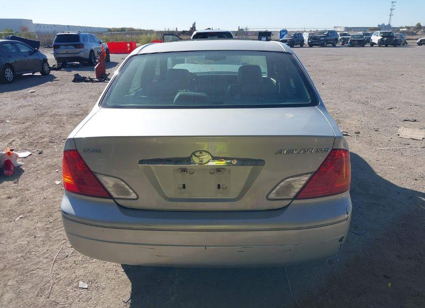 Photo 16 of 2002 Toyota Avalon XLS (VIN 4T1BF28B02U252802)