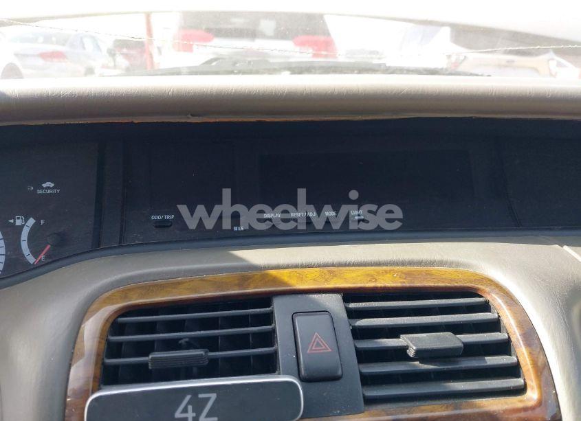 Photo 7 of 2000 Toyota Avalon XLS (VIN 4T1BF28B0YU088671)