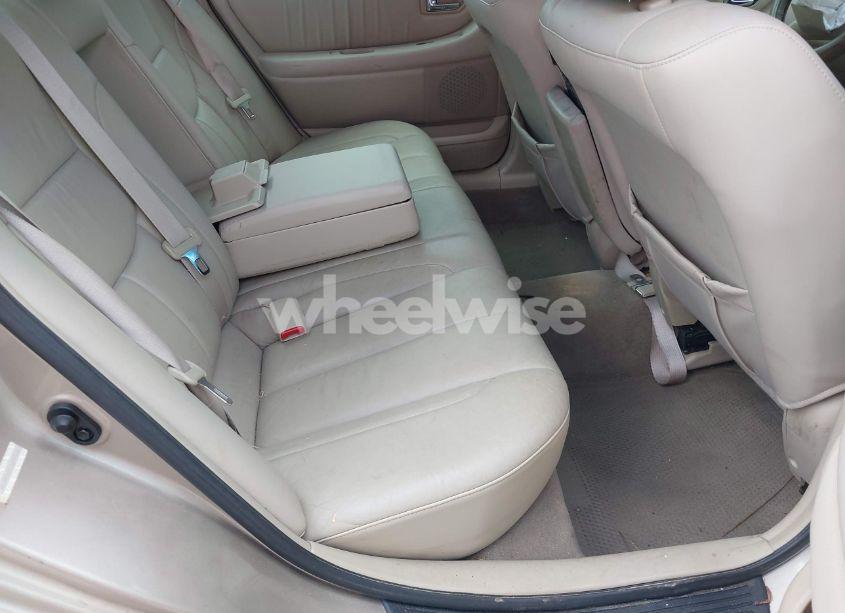 Photo 8 of 2002 Toyota Avalon XL (VIN 4T1BF28B12U237662)