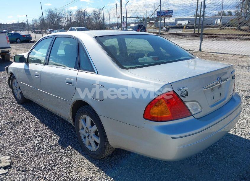 Photo 3 of 2002 Toyota Avalon XLS (VIN 4T1BF28B12U264246)