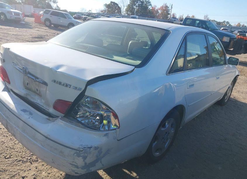 Photo 4 of 2003 Toyota Avalon XLS (VIN 4T1BF28B13U335737)