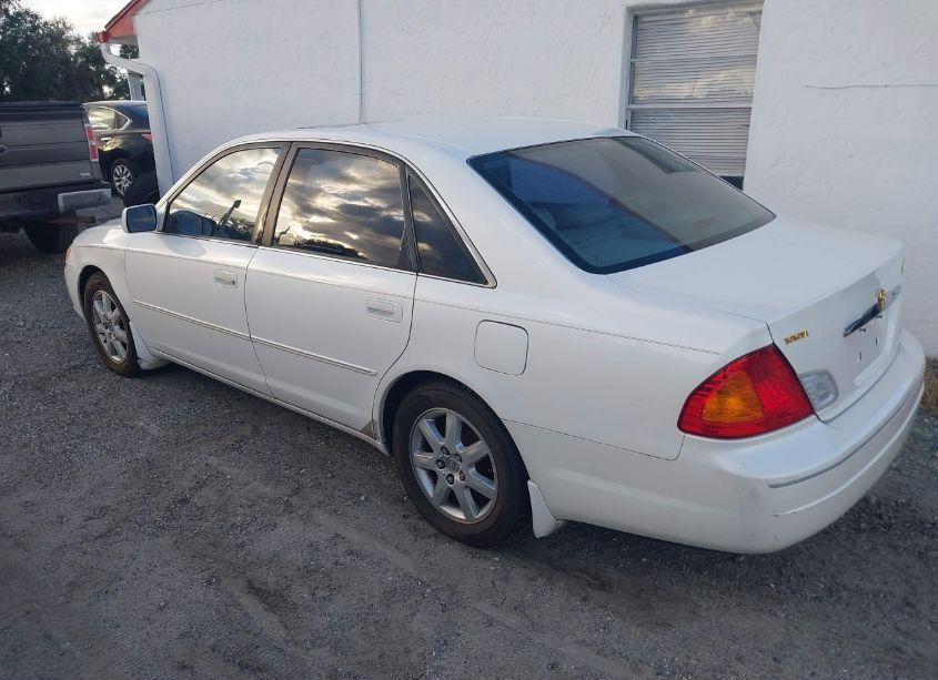 Photo 3 of 2001 Toyota Avalon XLS (VIN 4T1BF28B21U128416)