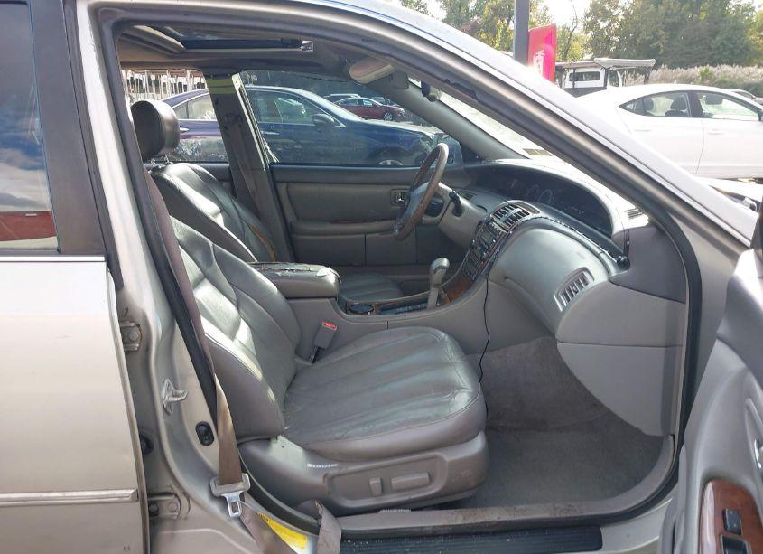 Photo 5 of 2001 Toyota Avalon XLS (VIN 4T1BF28B21U181990)