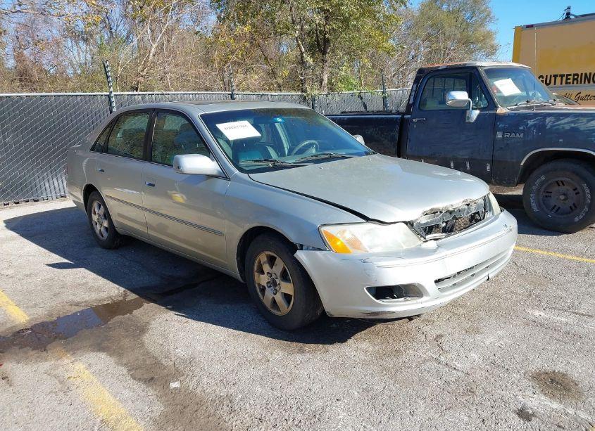 2002 Toyota Avalon XL (VIN 4T1BF28B22U222345) main photo
