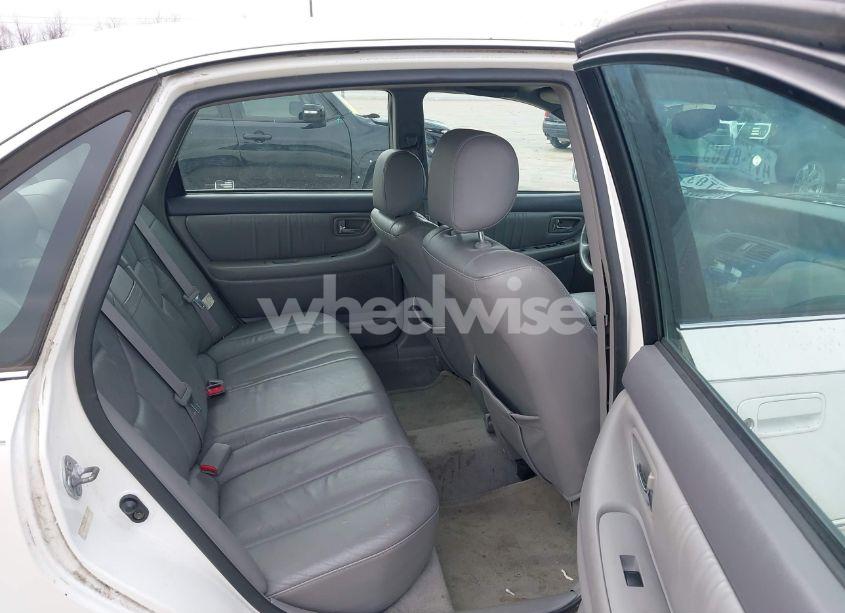 Photo 8 of 2002 Toyota Avalon XL (VIN 4T1BF28B22U226475)