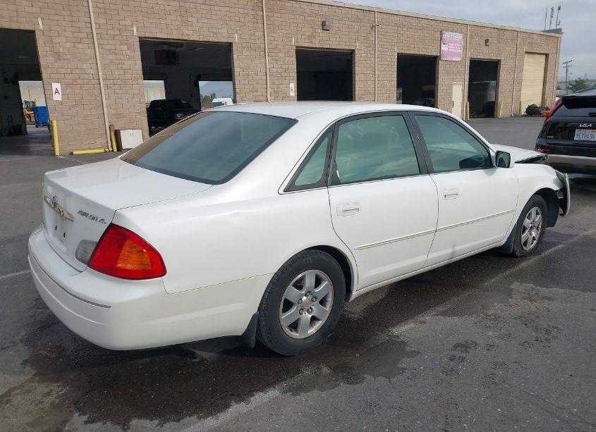 Photo 4 of 2002 Toyota Avalon XL (VIN 4T1BF28B22U245320)