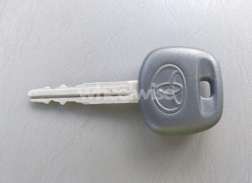 Photo 11 of 2002 Toyota Avalon XLS (VIN 4T1BF28B22U252865)