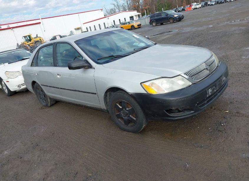 2001 Toyota Avalon XL (VIN 4T1BF28B31U194117) main photo