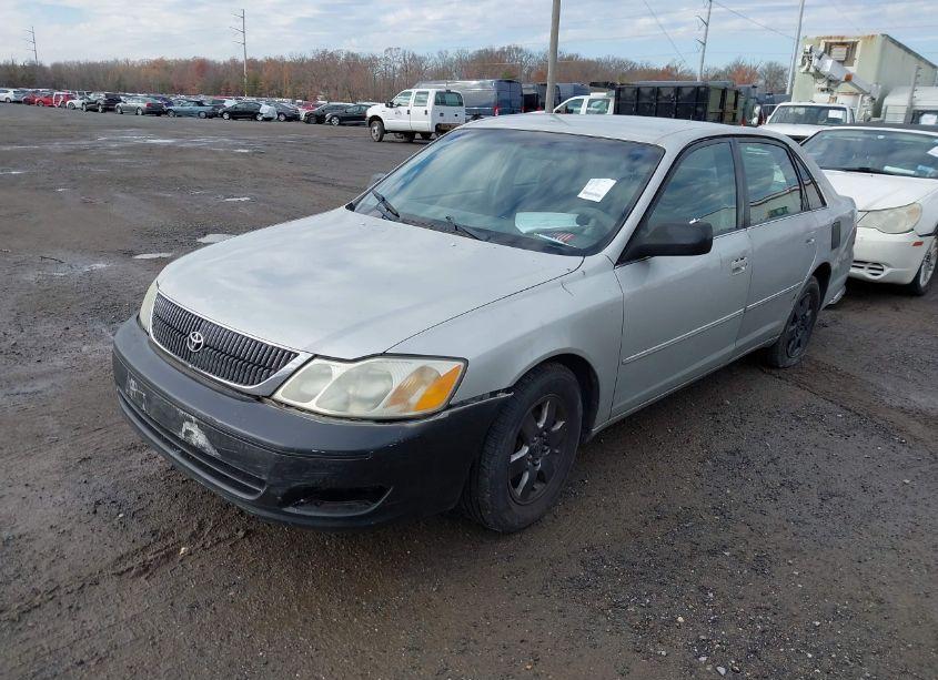 Photo 2 of 2001 Toyota Avalon XL (VIN 4T1BF28B31U194117)
