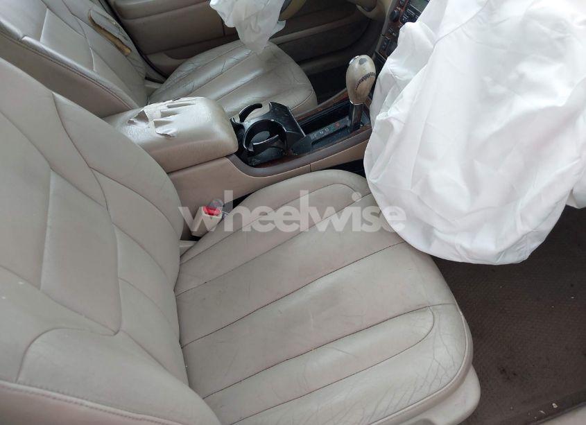 Photo 5 of 2002 Toyota Avalon XL/XLS (VIN 4T1BF28B32U207580)