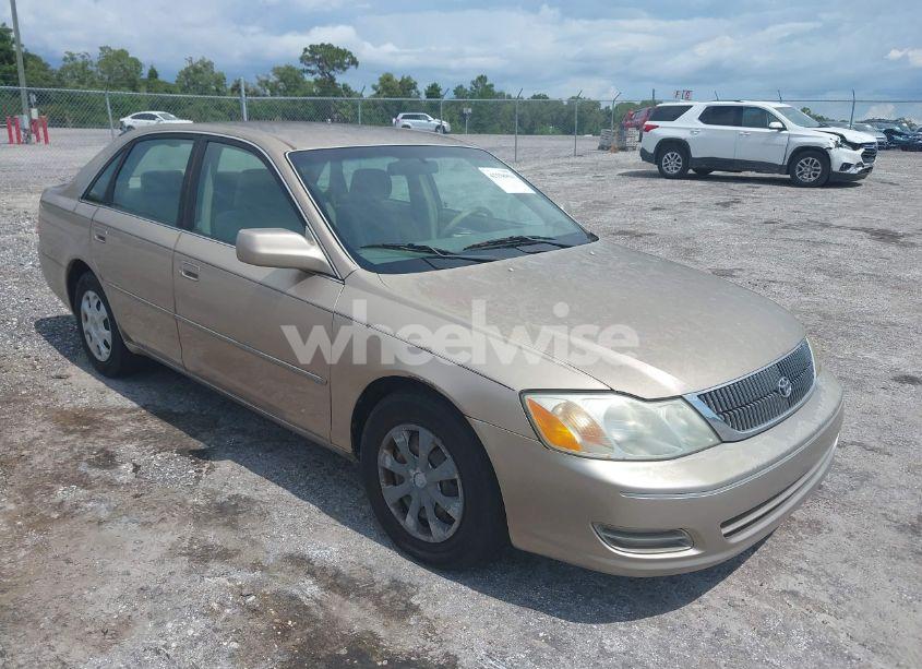 2002 Toyota Avalon XL (VIN 4T1BF28B32U211712) main photo