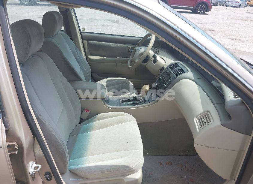 Photo 5 of 2002 Toyota Avalon XL (VIN 4T1BF28B32U211712)