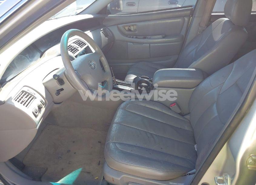 Photo 5 of 2002 Toyota Avalon XL (VIN 4T1BF28B32U212729)