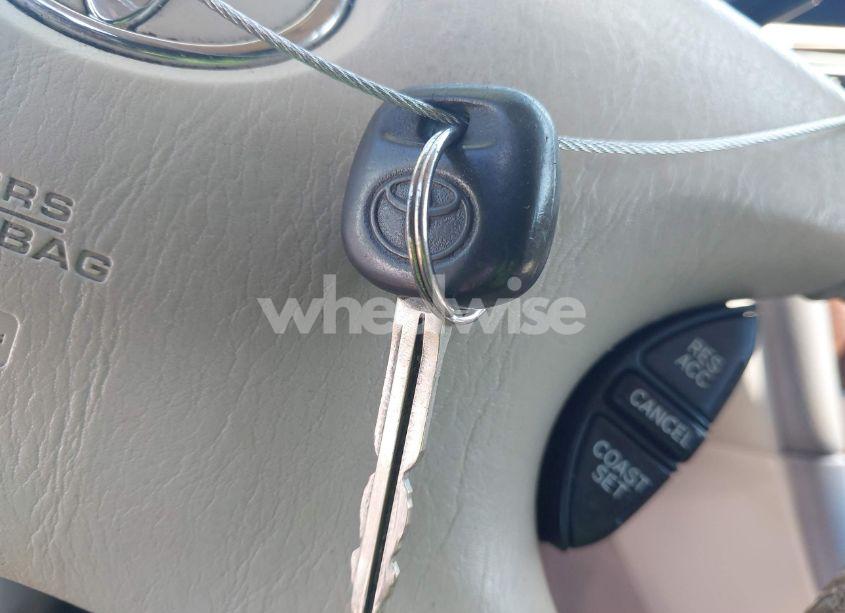 Photo 11 of 2002 Toyota Avalon XLS (VIN 4T1BF28B32U212780)