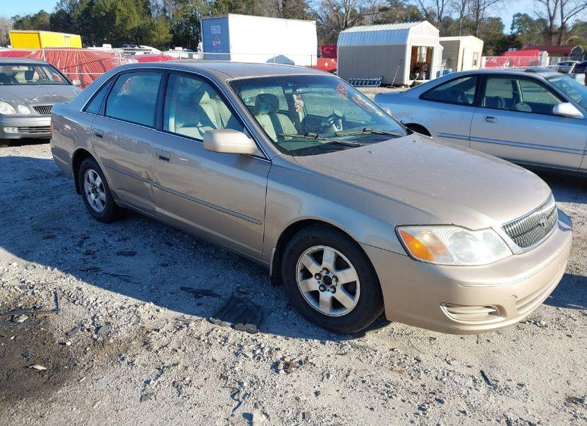 2002 Toyota Avalon XL (VIN 4T1BF28B32U213332) main photo
