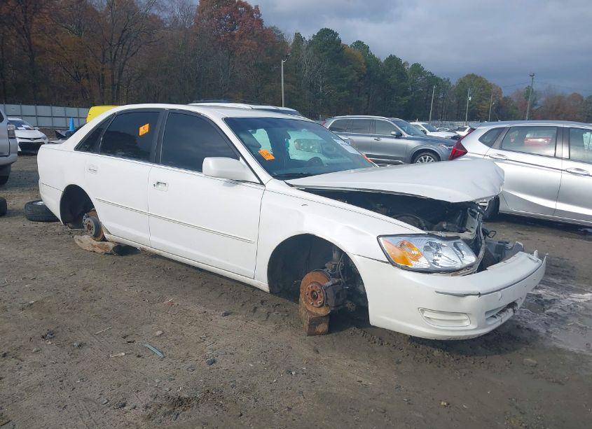 2002 Toyota Avalon XL (VIN 4T1BF28B32U230695) main photo