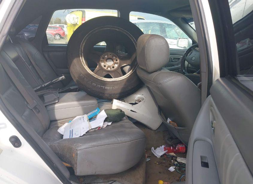 Photo 8 of 2002 Toyota Avalon XL (VIN 4T1BF28B32U230695)