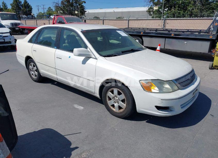 2002 Toyota Avalon XL (VIN 4T1BF28B32U242538) main photo