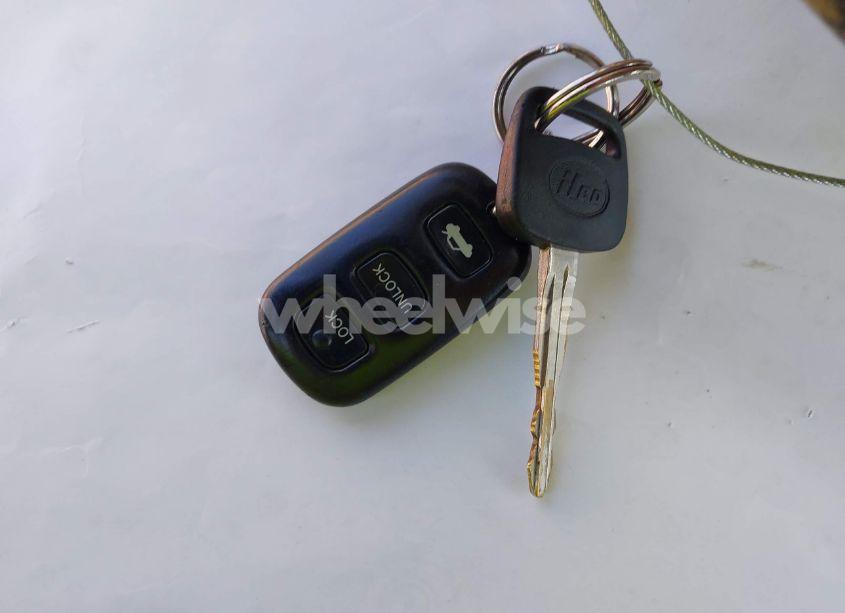 Photo 11 of 2002 Toyota Avalon XL (VIN 4T1BF28B32U242538)