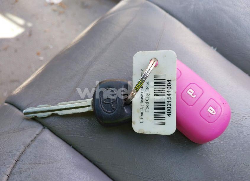 Photo 11 of 2004 Toyota Avalon XLS (VIN 4T1BF28B34U376243)