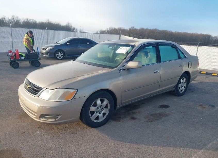 Photo 2 of 2001 Toyota Avalon XL (VIN 4T1BF28B41U122553)