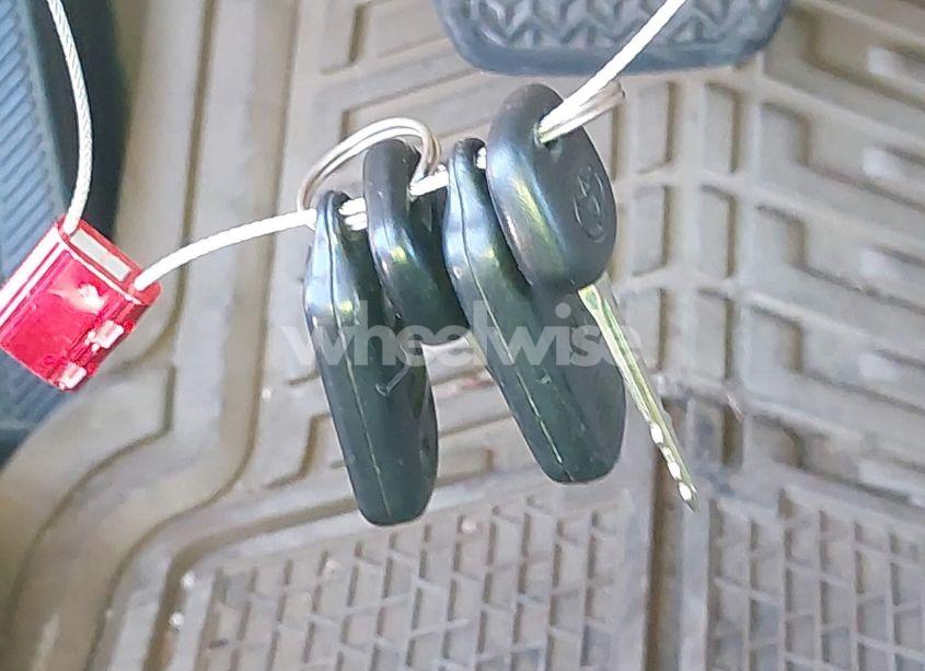 Photo 11 of 2002 Toyota Avalon XLS (VIN 4T1BF28B42U246081)