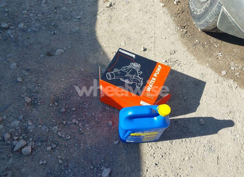 Photo 12 of 2002 Toyota Avalon XLS (VIN 4T1BF28B52U197599)