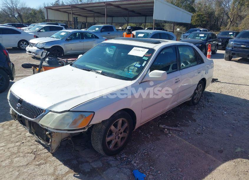 Photo 2 of 2002 Toyota Avalon XLS (VIN 4T1BF28B52U197599)