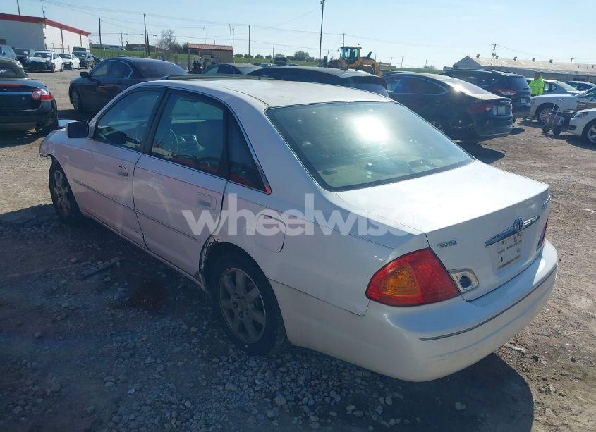 Photo 3 of 2002 Toyota Avalon XLS (VIN 4T1BF28B52U197599)