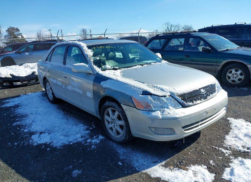 2002 Toyota Avalon XLS (VIN 4T1BF28B52U201019) main photo
