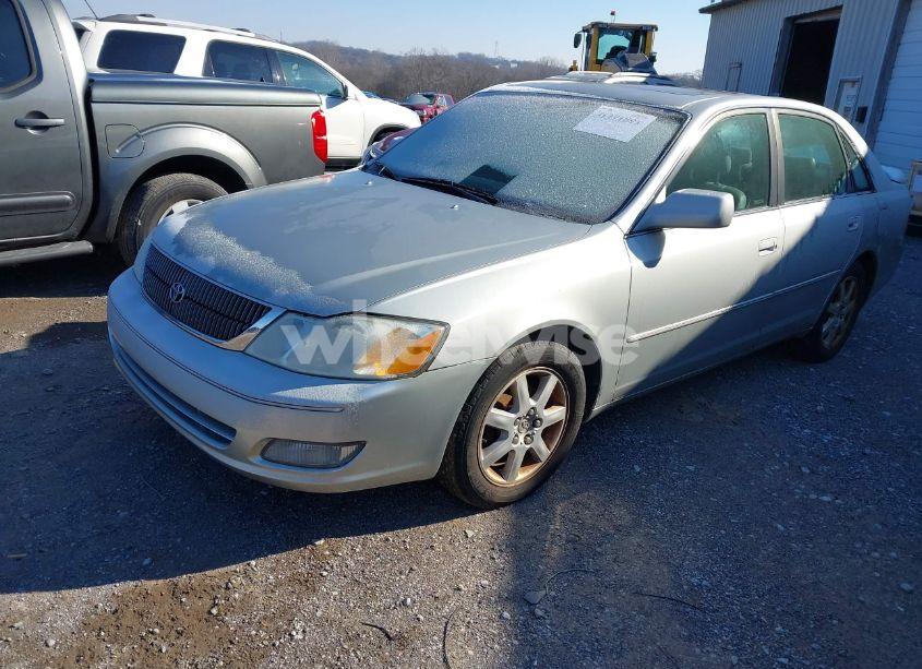 Photo 2 of 2002 Toyota Avalon XLS (VIN 4T1BF28B52U205717)