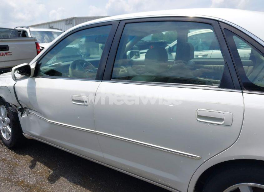 Photo 14 of 2002 Toyota Avalon XLS (VIN 4T1BF28B52U213588)