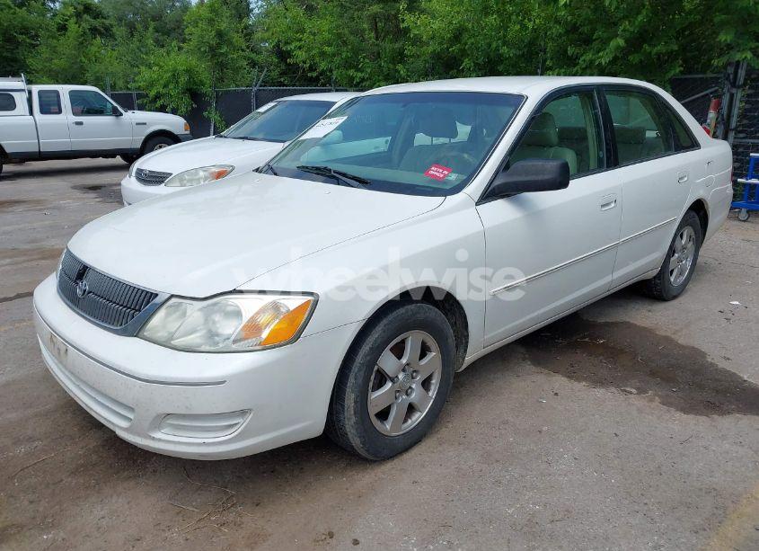 Photo 2 of 2002 Toyota Avalon XL (VIN 4T1BF28B52U239043)