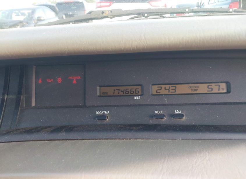 Photo 7 of 2002 Toyota Avalon XL (VIN 4T1BF28B52U253945)