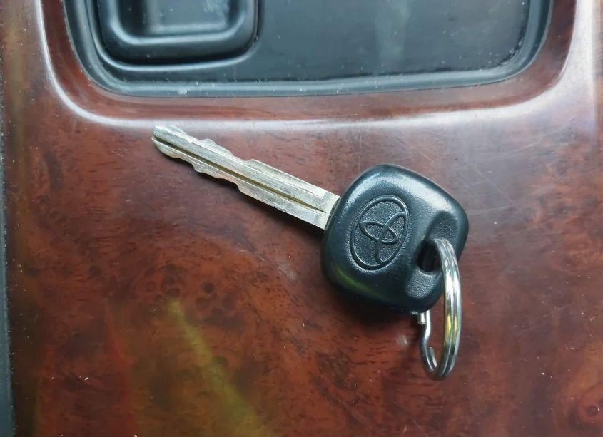 Photo 11 of 2003 Toyota Avalon XLS (VIN 4T1BF28B53U268785)