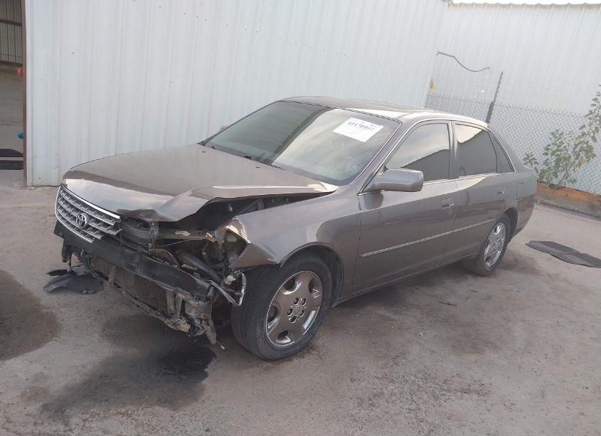 Photo 2 of 2003 Toyota Avalon XLS (VIN 4T1BF28B53U268785)