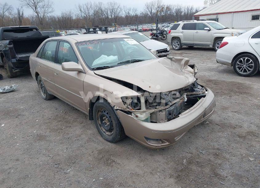 2001 Toyota Avalon XL (VIN 4T1BF28B61U140620) main photo