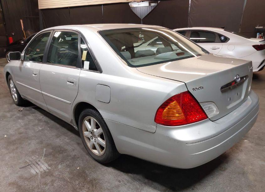 Photo 3 of 2002 Toyota Avalon XLS (VIN 4T1BF28B62U203510)