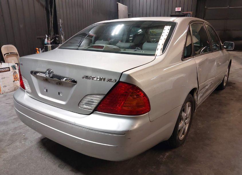 Photo 4 of 2002 Toyota Avalon XLS (VIN 4T1BF28B62U203510)