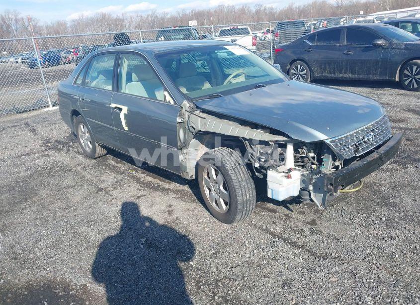 2004 Toyota Avalon XL (VIN 4T1BF28B64U361400) main photo