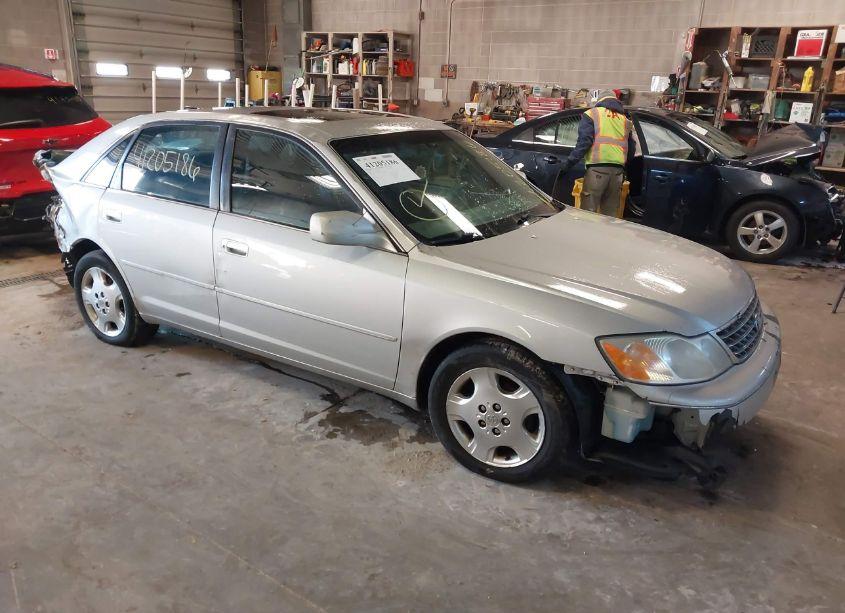 2004 Toyota Avalon XLS (VIN 4T1BF28B64U371005) main photo
