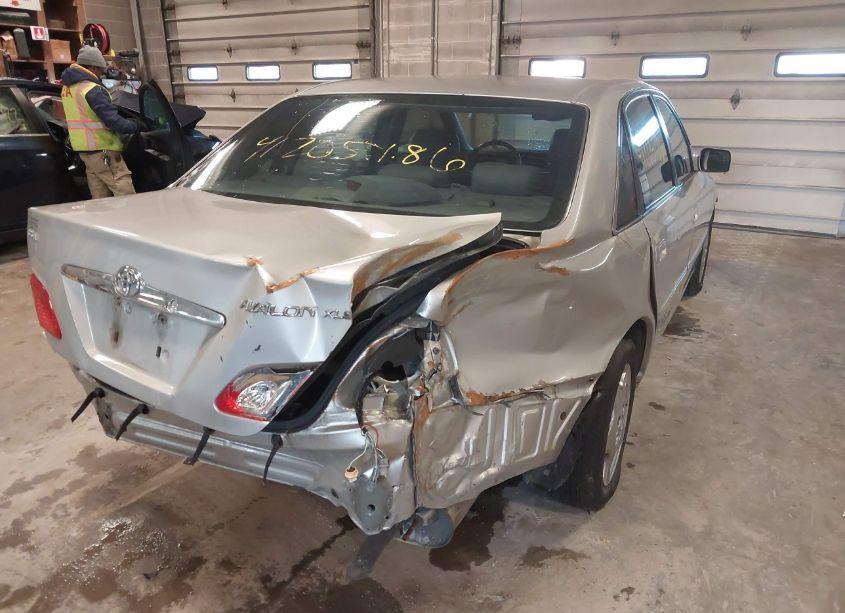 Photo 6 of 2004 Toyota Avalon XLS (VIN 4T1BF28B64U371005)