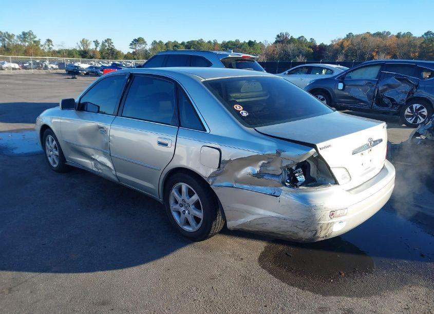 Photo 3 of 2000 Toyota Avalon XLS (VIN 4T1BF28B6YU057294)