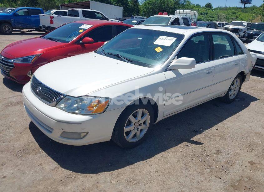 Photo 2 of 2002 Toyota Avalon XL/XLS (VIN 4T1BF28B72U207503)
