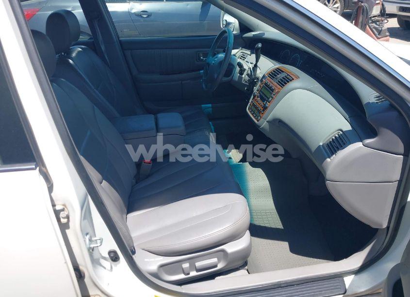 Photo 5 of 2002 Toyota Avalon XL/XLS (VIN 4T1BF28B72U207503)